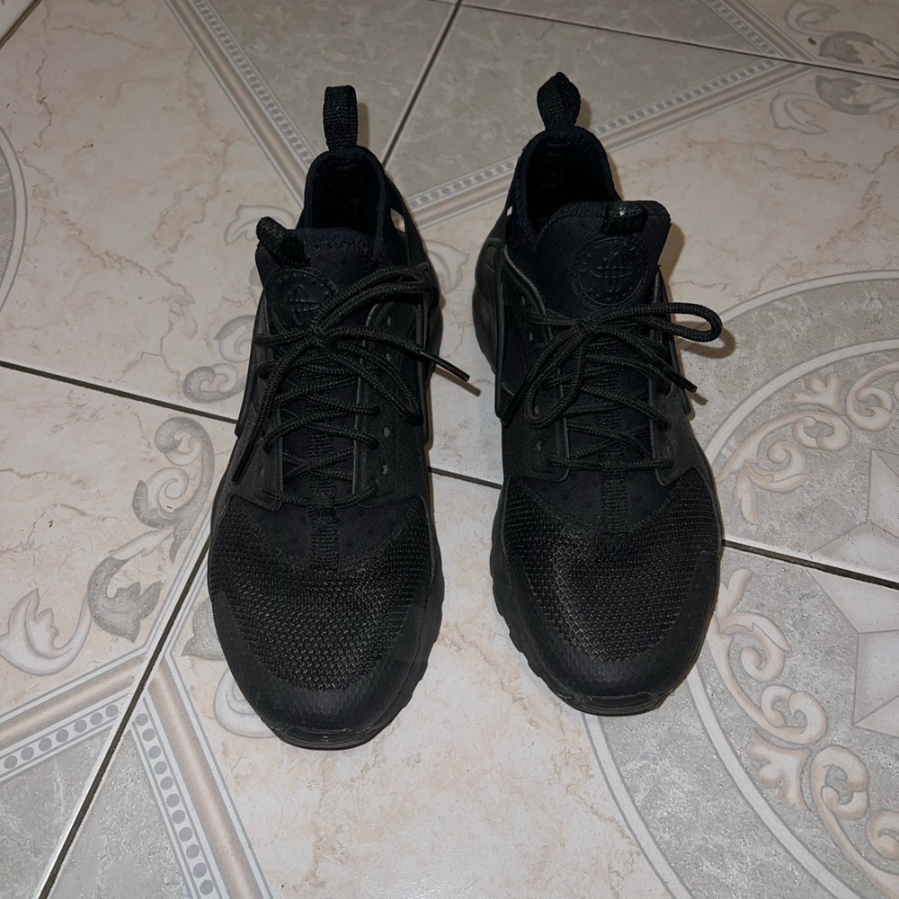 Nike huaraches